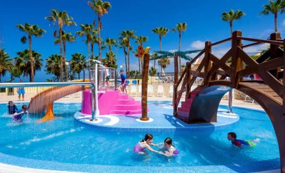 Hoteles con parques, animacion infantil, toboganes y piscinas para niños en Tenerife